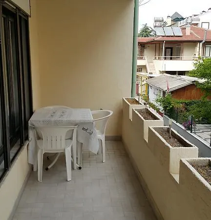 Delphin Hotel 2*